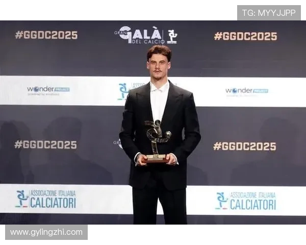 斯维拉尔回顾2025年美好时光感激德罗西的支持与陪伴